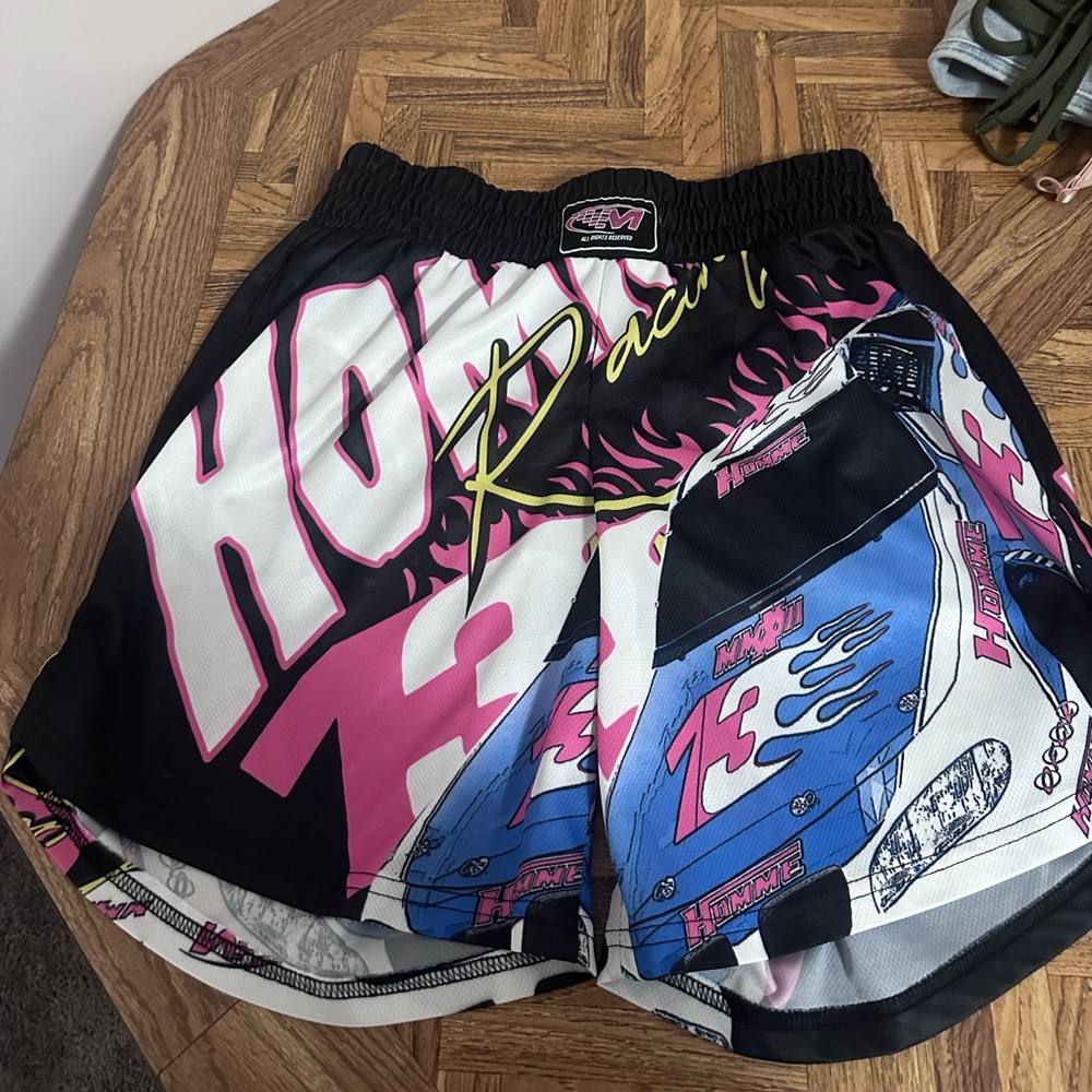 Multi color shorts, nice light material